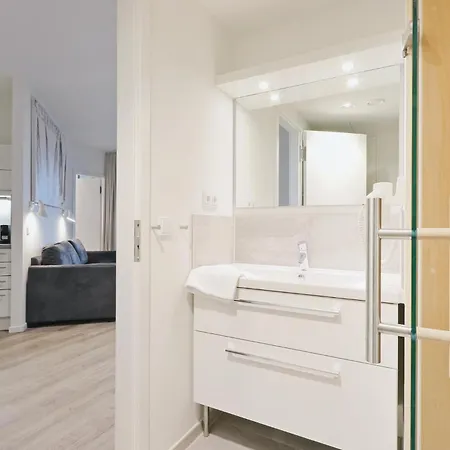 Cozy In Travemuende With Kitchen Apartment Lubeck